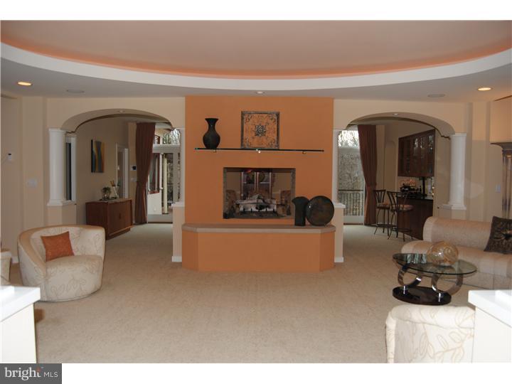 66 Cradle Rock Road Princeton, NJ 08540 - Photo 5 of 25 Living Room