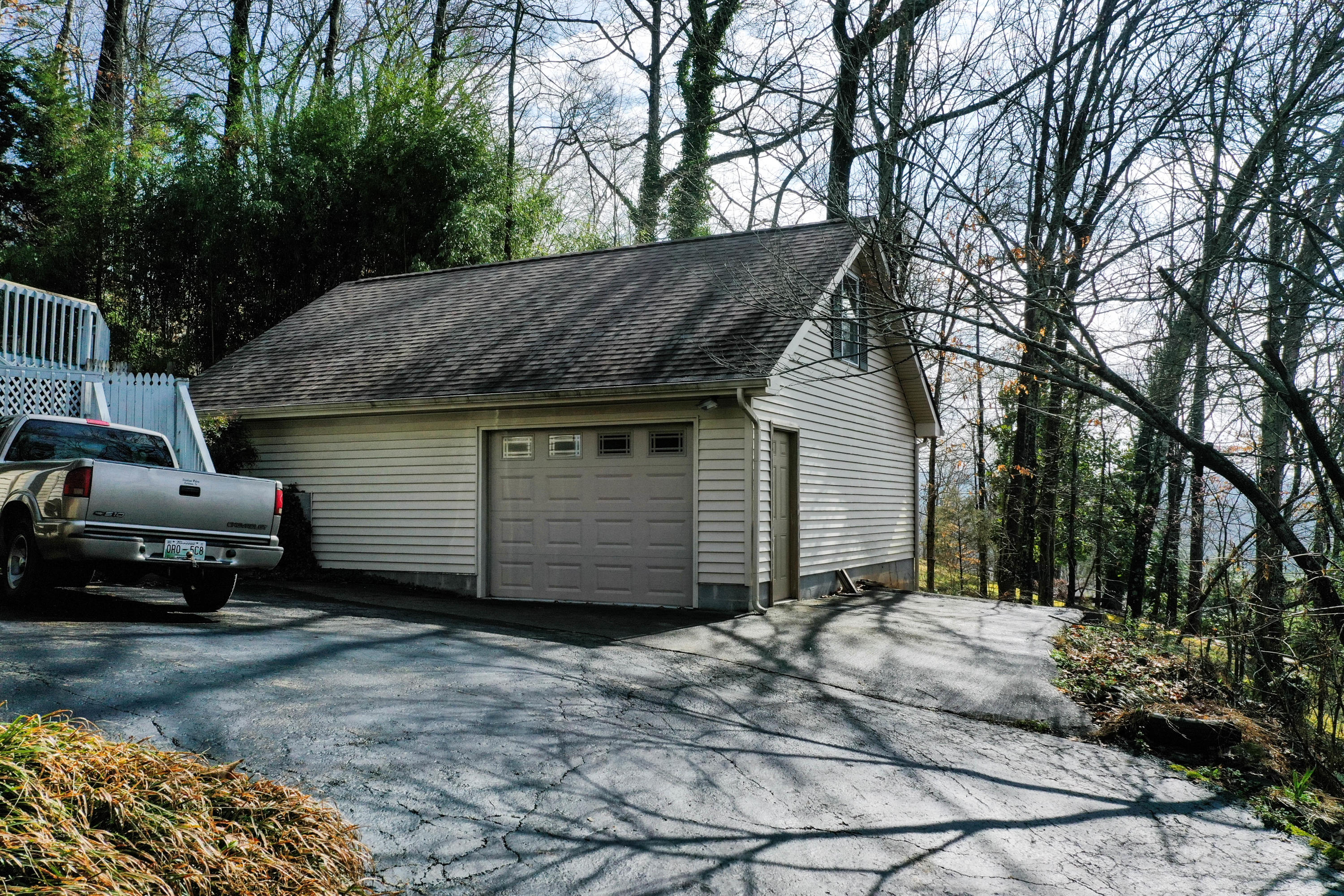 220 Orchard Knob Road Clinton, TN 37716 - Photo 4 of 27 DJI_0340
