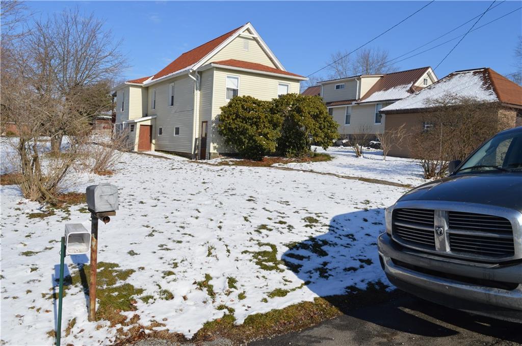 120 Linhurst Avenue Butler, PA 16001 - Photo 2 of 19 Gallery Image 2