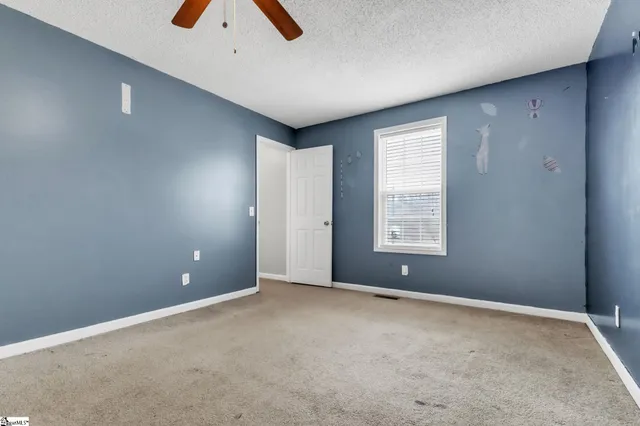 $219,500 | 1405 Chestnut Street, Laurens, SC 29360