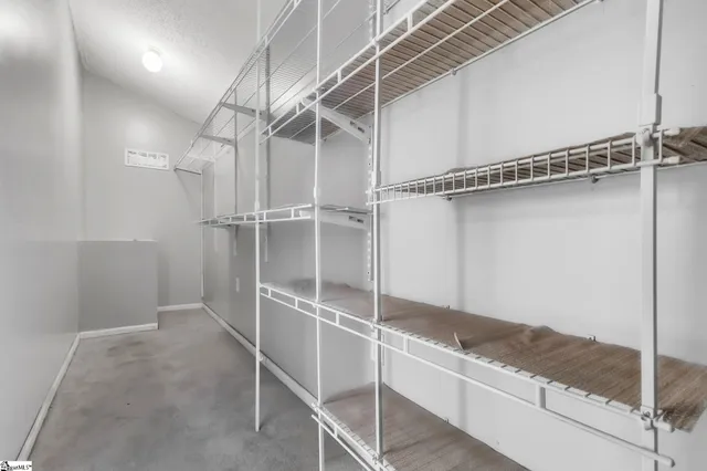 $219,500 | 1405 Chestnut Street, Laurens, SC 29360