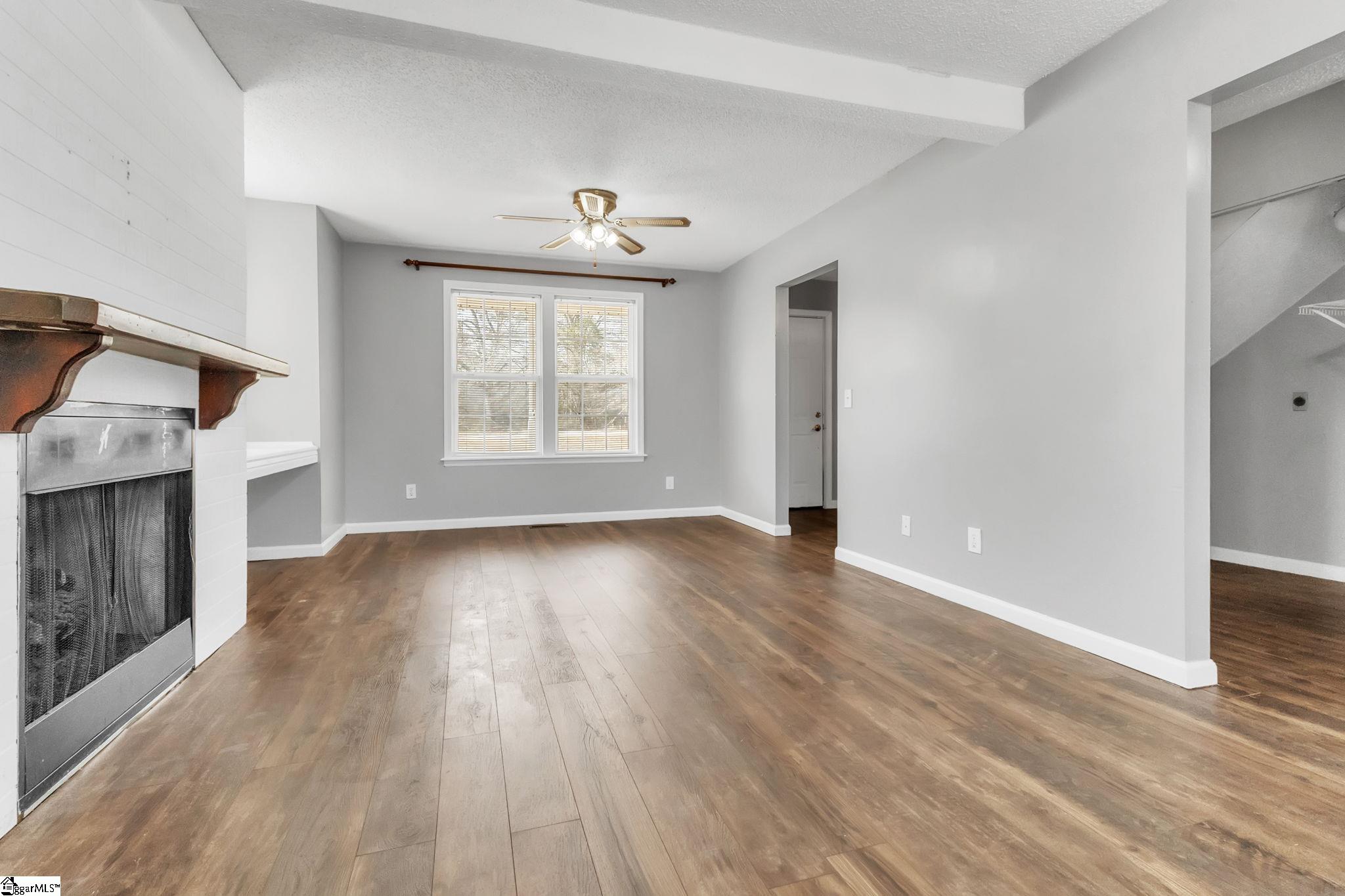 1405 Chestnut Street Laurens, SC 29360 - Photo 3 of 24