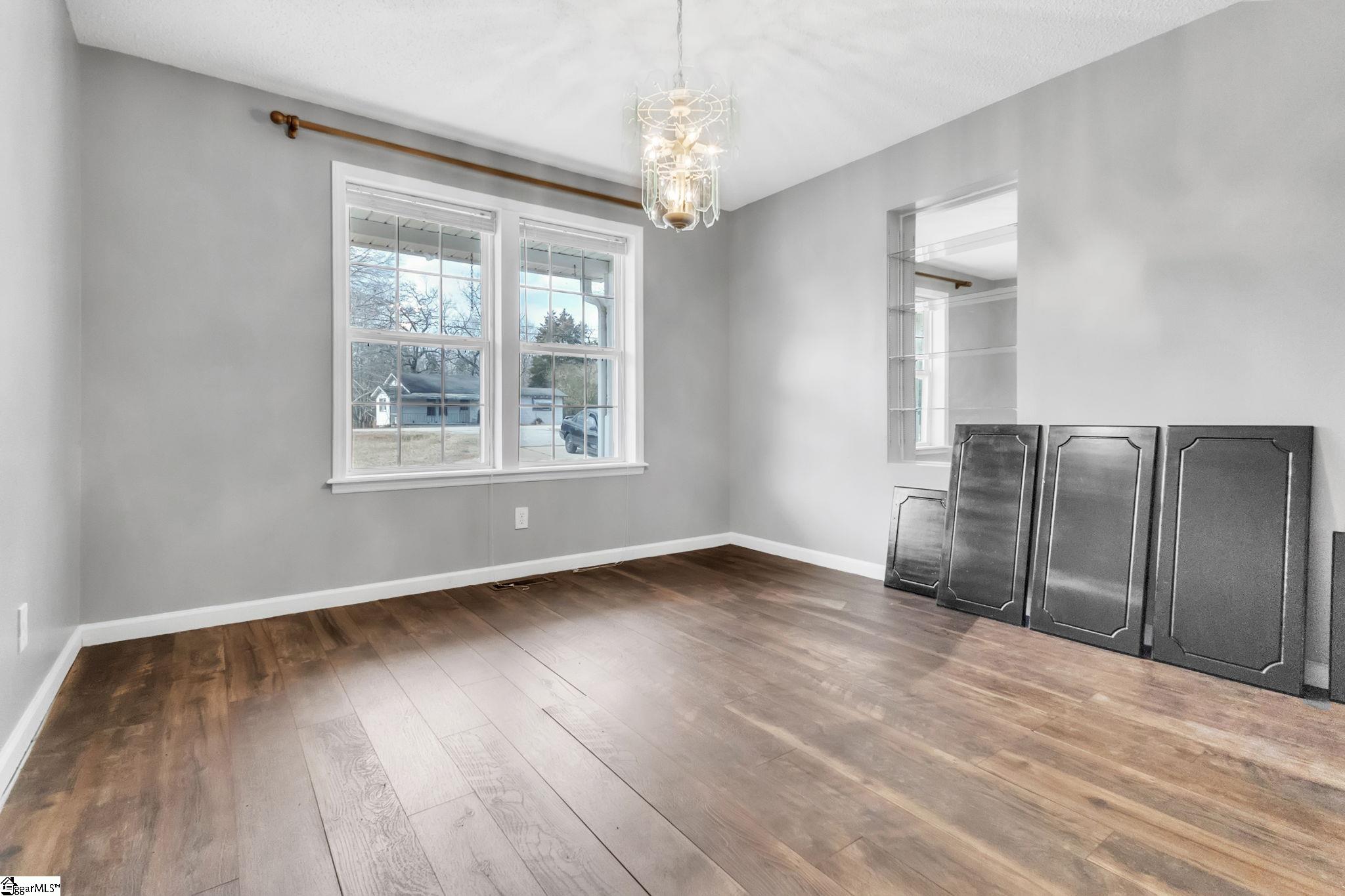 1405 Chestnut Street Laurens, SC 29360 - Photo 6 of 24