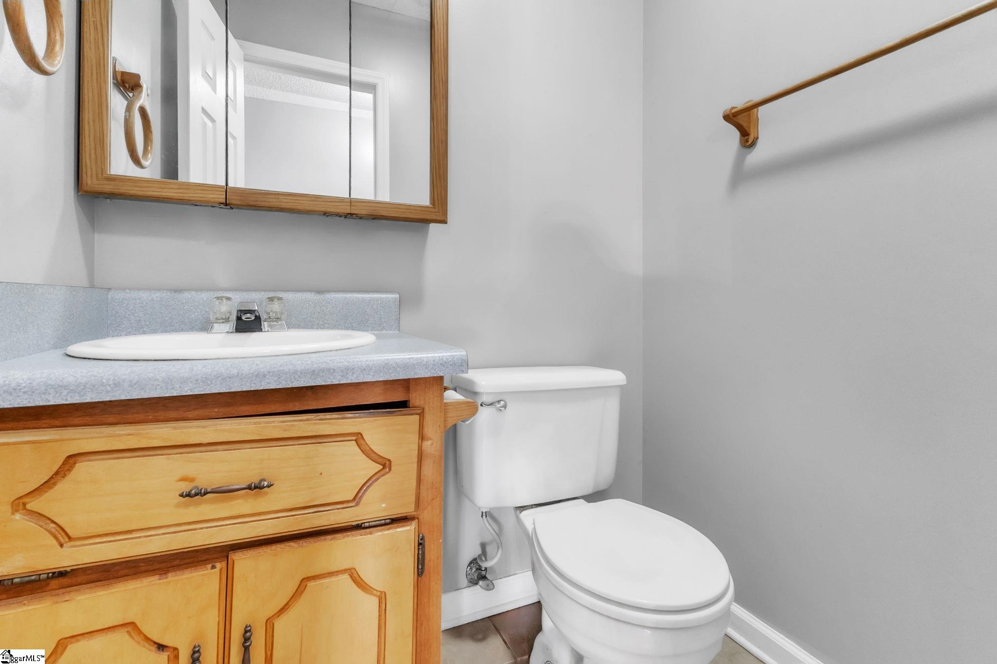1405 Chestnut Street Laurens, SC 29360 - Photo 9 of 24