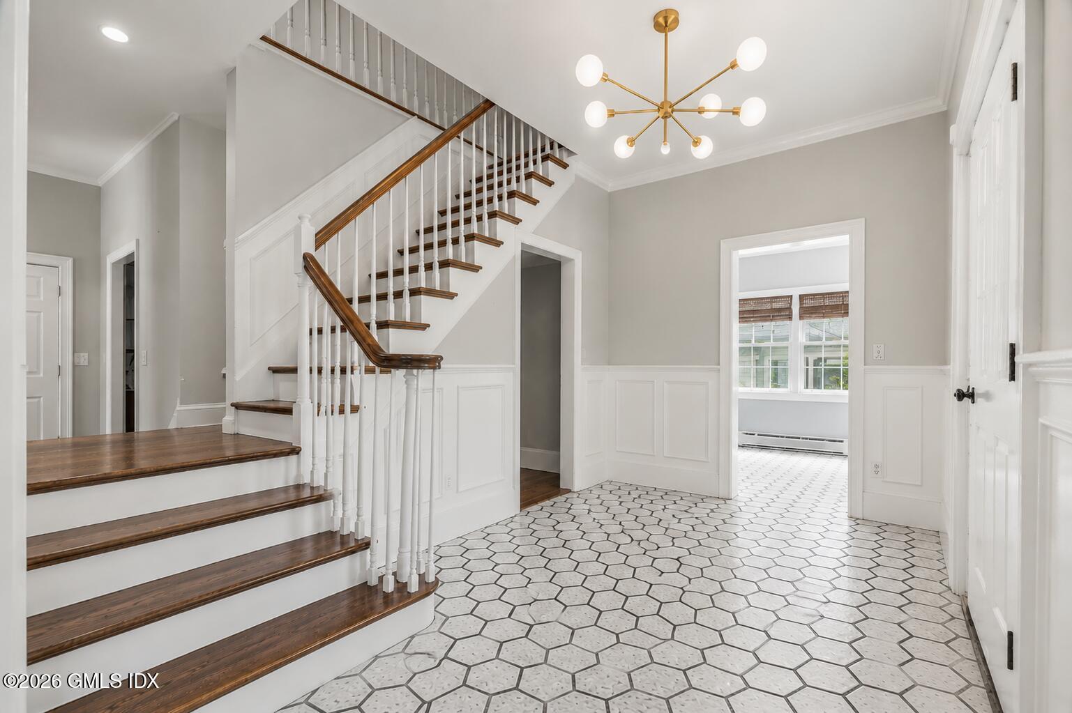 97 Riverside Avenue Riverside, CT 06878 - Photo 3 of 45 Foyer