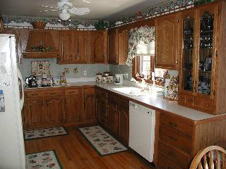 2518 Fix Road Monroe, MI 48162 - Photo 14 of 18 Kitchen