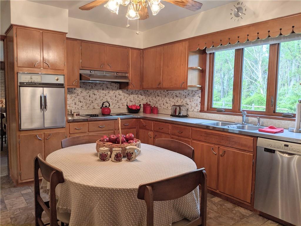 176 Hostoffer Road Mount Pleasant, PA 15666 - Photo 3 of 25 Gallery Image 3