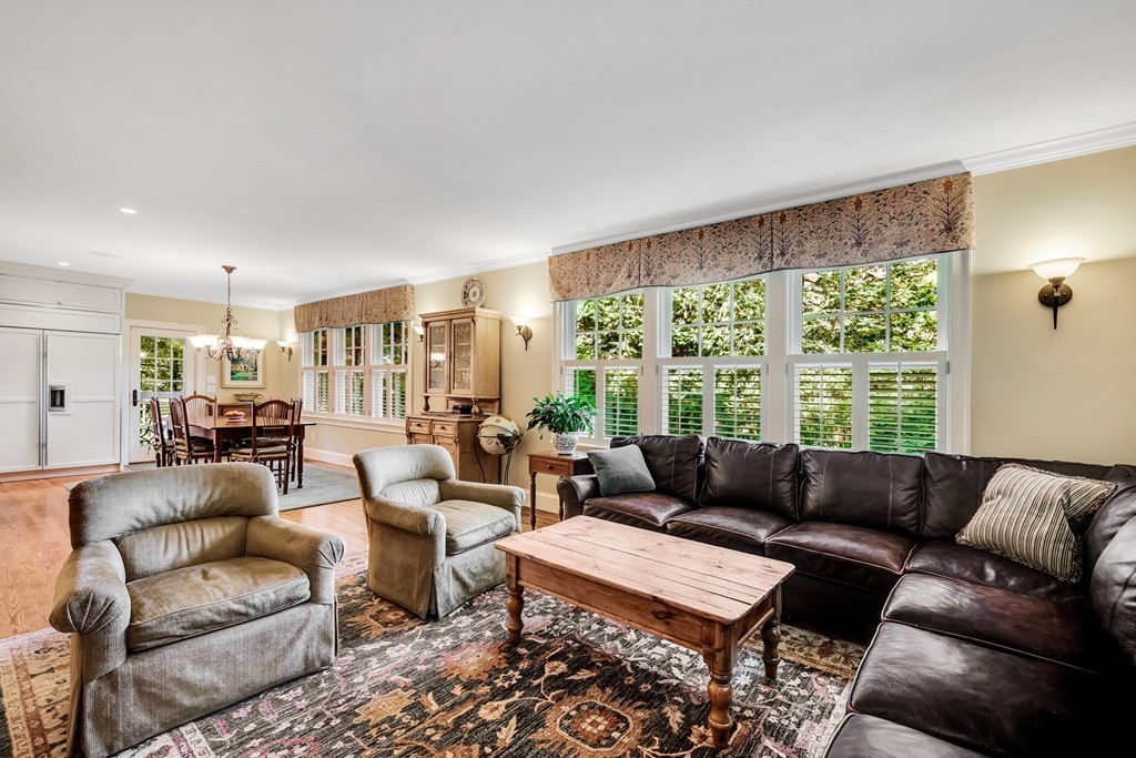 55 Alban Road Newton, MA 02468 - Photo 12 of 29