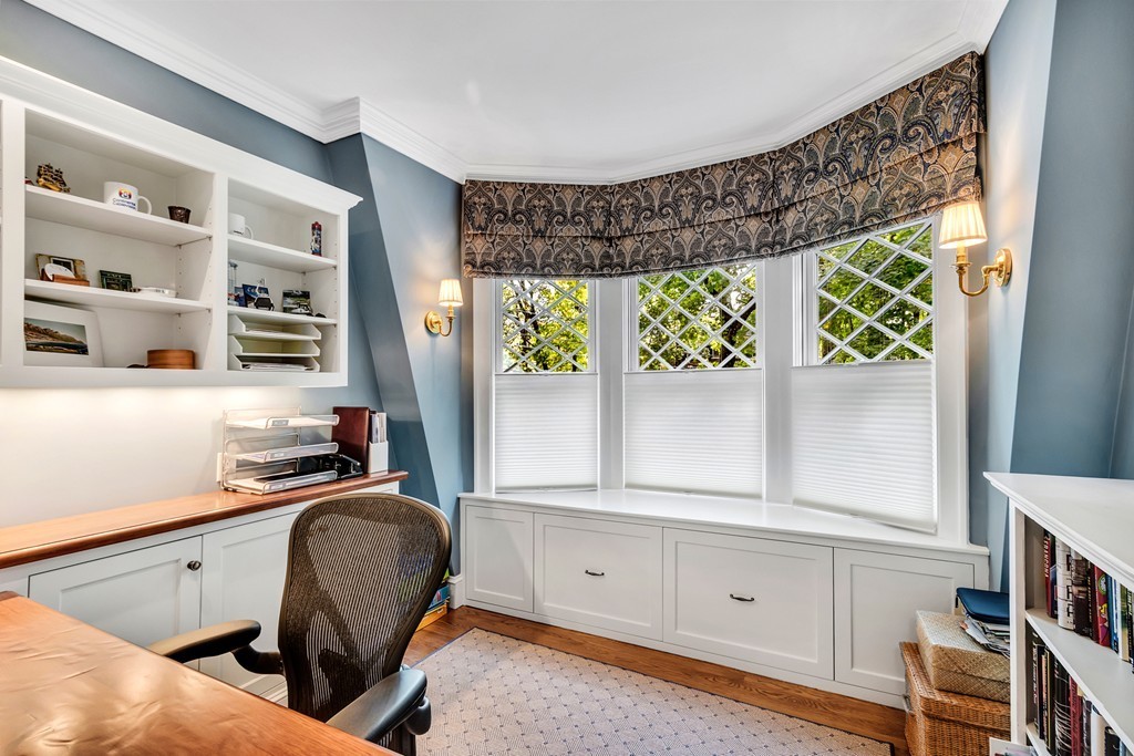 55 Alban Road Newton, MA 02468 - Photo 16 of 29