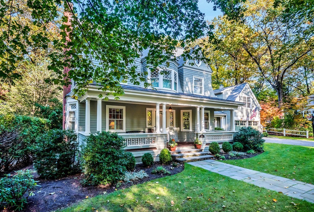 55 Alban Road Newton, MA 02468 - Photo 3 of 29