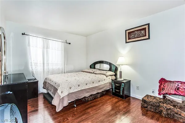 $1,750 | 5237 Steinbrenner Lane, Las Vegas, NV 89118