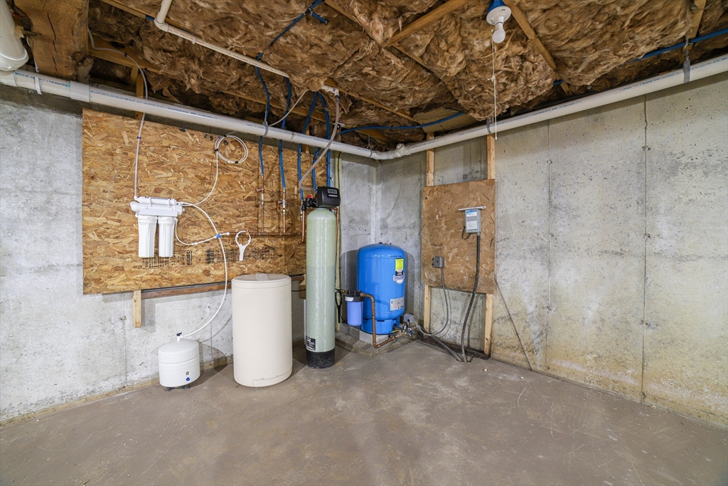 3 Woods Road Westminster, MA 01473 - Photo 35 of 42 a view of room