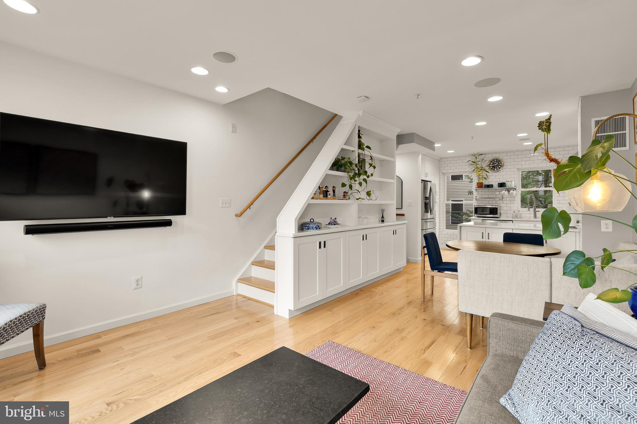 353 L Street Southeast Washington, DC 20003 - Photo 14 of 40