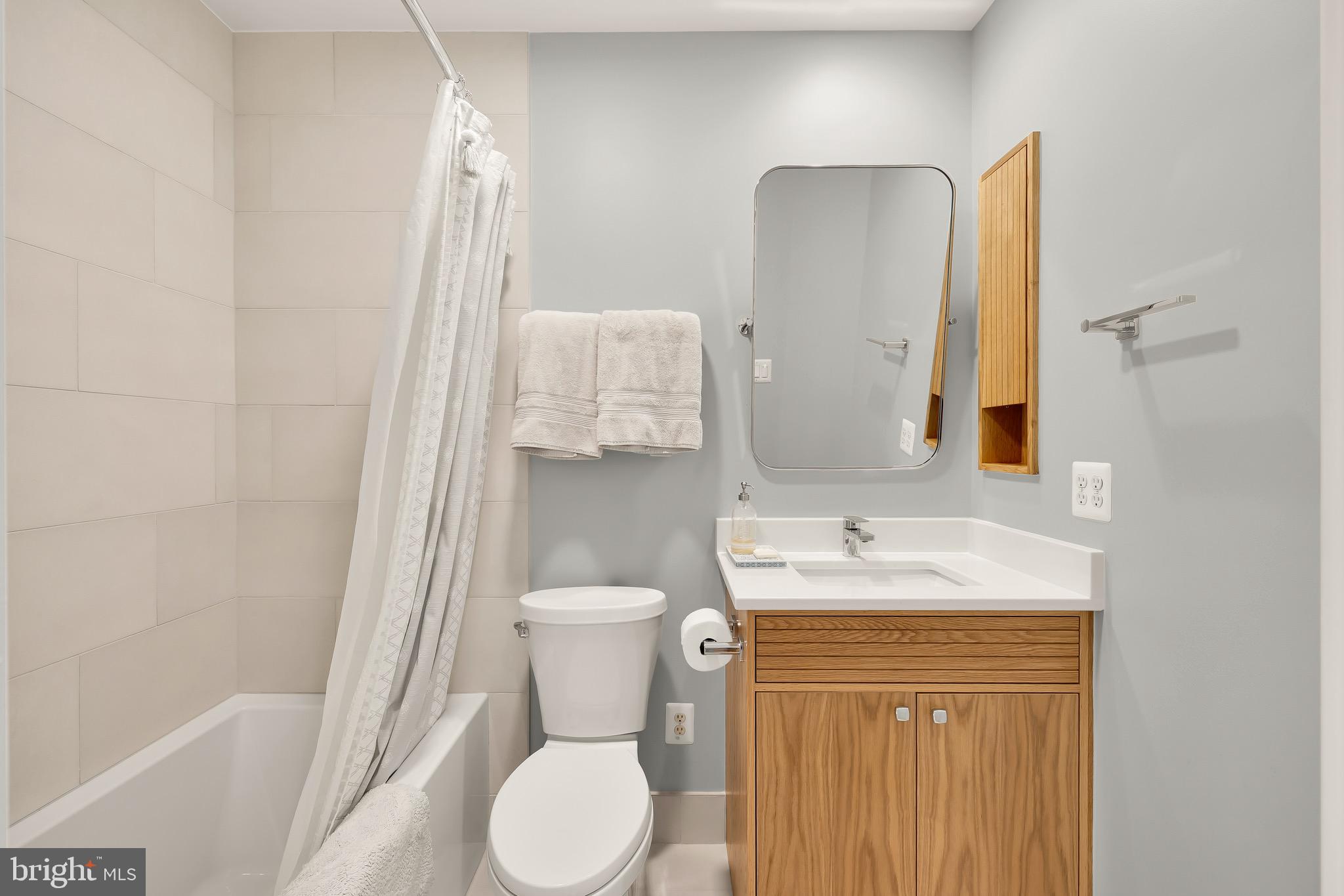 353 L Street Southeast Washington, DC 20003 - Photo 18 of 40