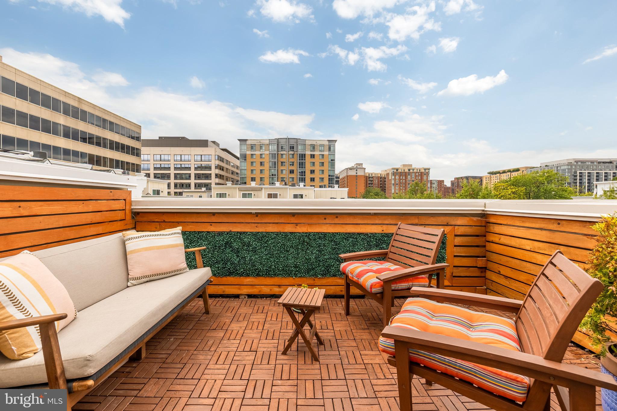 353 L Street Southeast Washington, DC 20003 - Photo 26 of 40