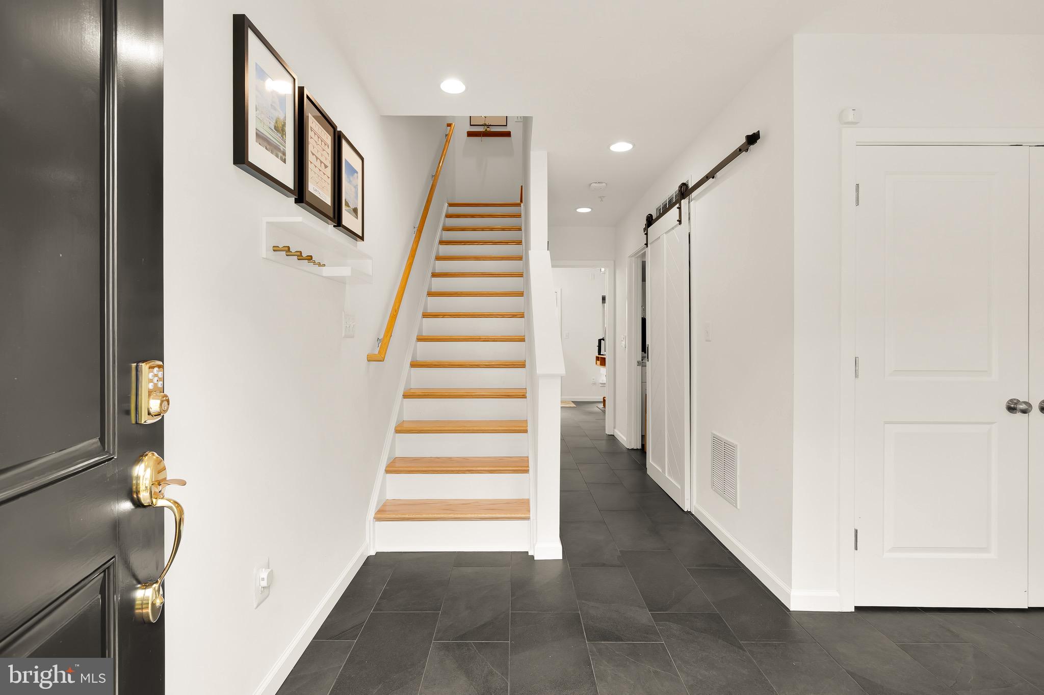 353 L Street Southeast Washington, DC 20003 - Photo 3 of 40