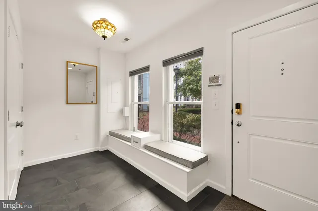 $980,000 | 353 L Street Southeast, Washington, DC 20003