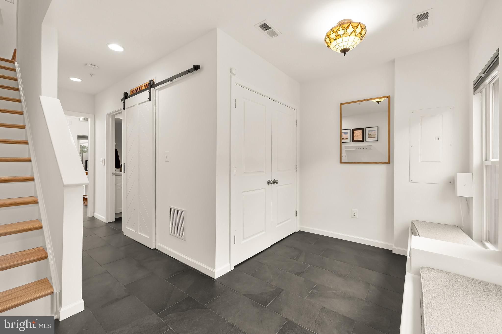 353 L Street Southeast Washington, DC 20003 - Photo 5 of 40