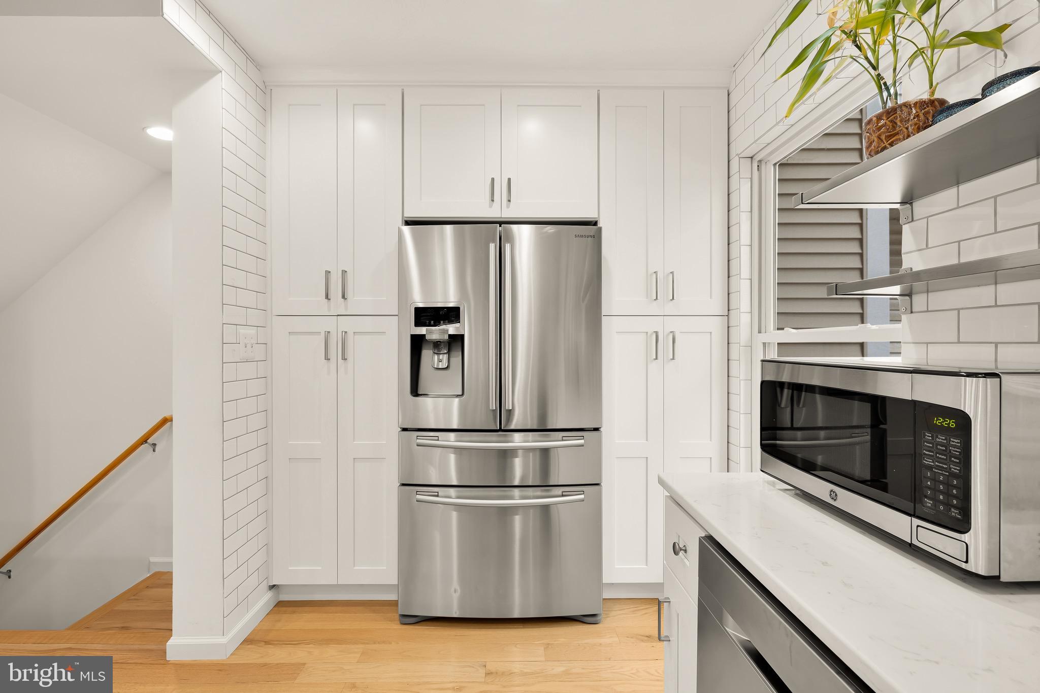 353 L Street Southeast Washington, DC 20003 - Photo 8 of 40