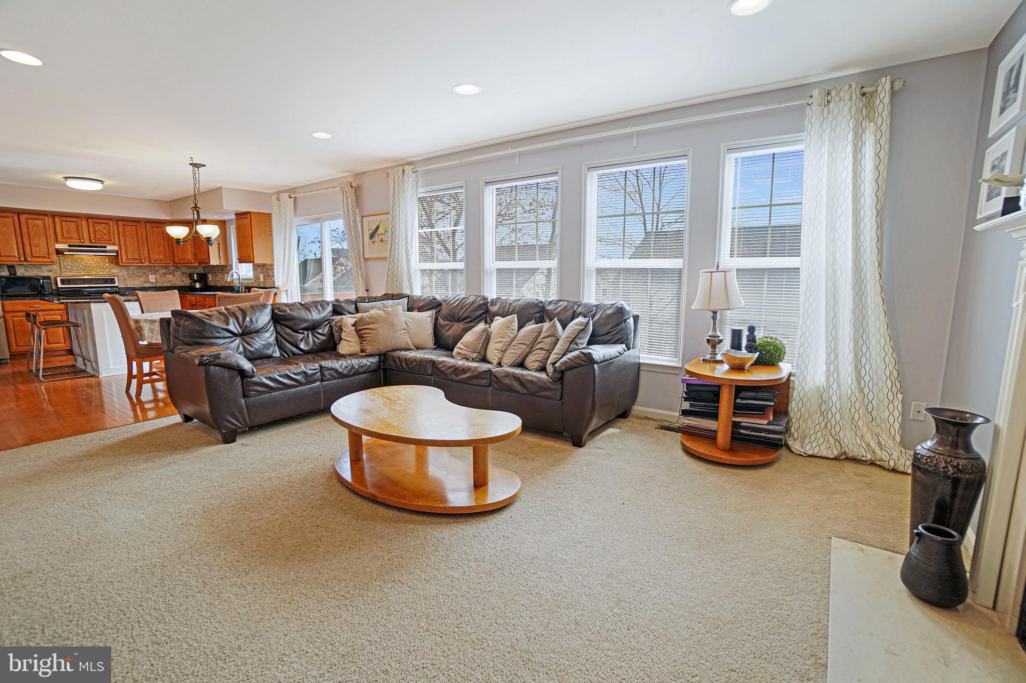 5985 Florey Road Hanover, MD 21076 - Photo 15 of 59 Kitchen/Family Room