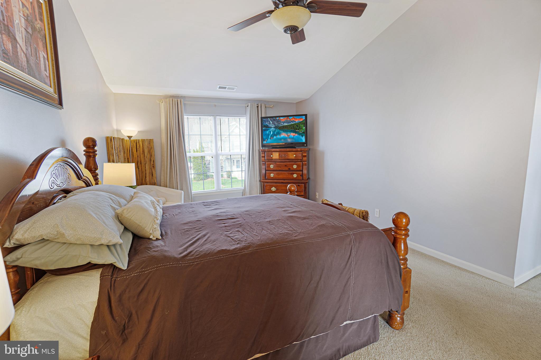 5985 Florey Road Hanover, MD 21076 - Photo 23 of 59 Vaulted Ceiling