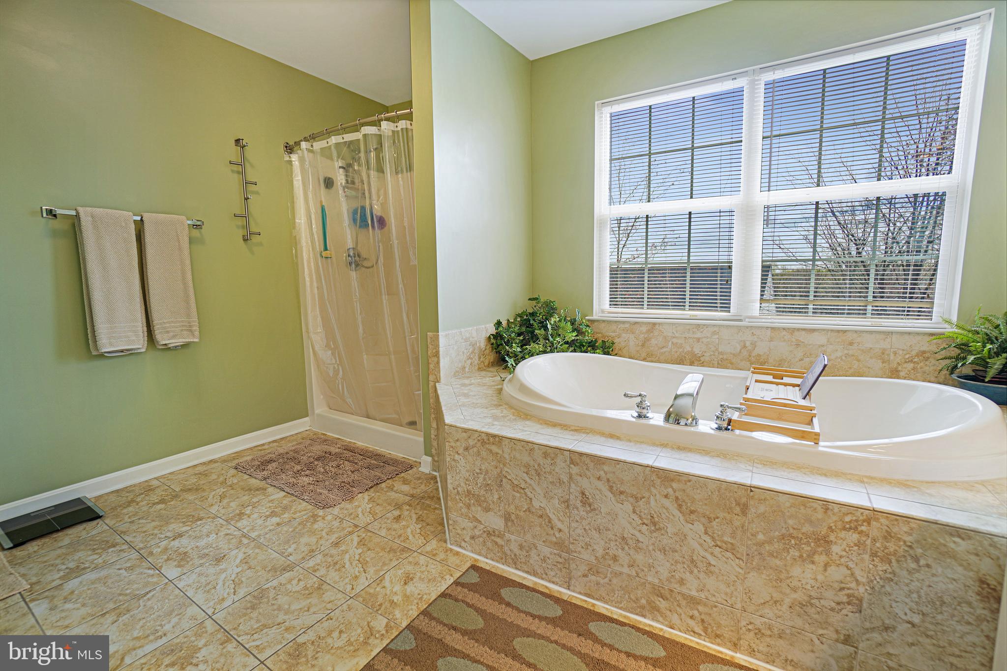 5985 Florey Road Hanover, MD 21076 - Photo 29 of 59 En Suite Bath
