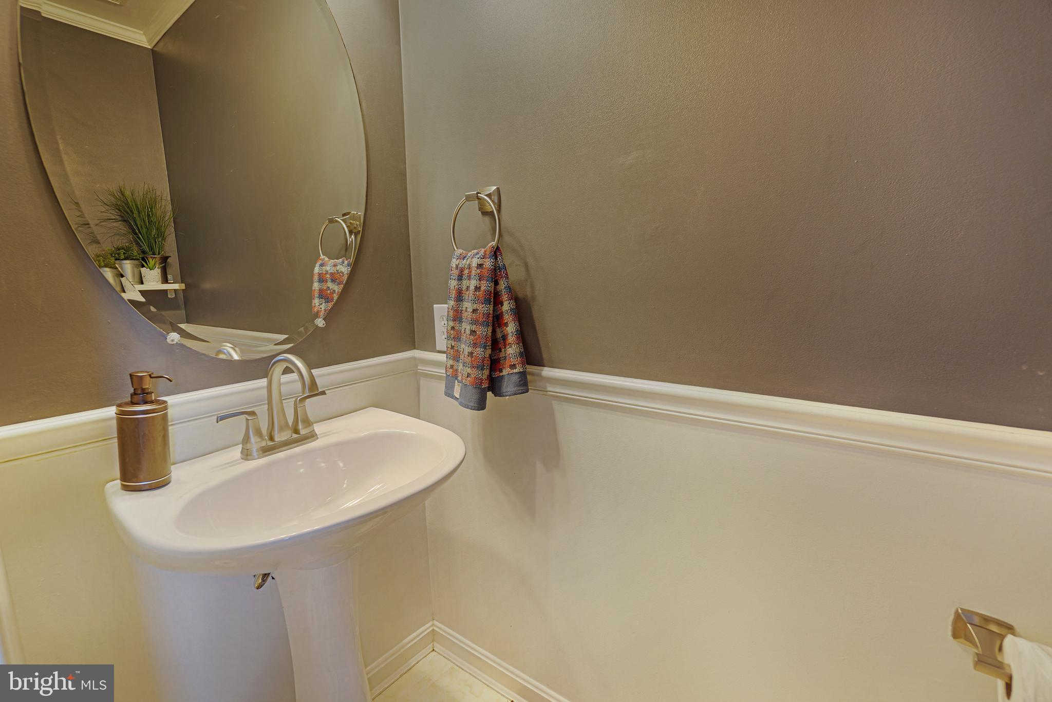 5985 Florey Road Hanover, MD 21076 - Photo 9 of 59 Half Bath