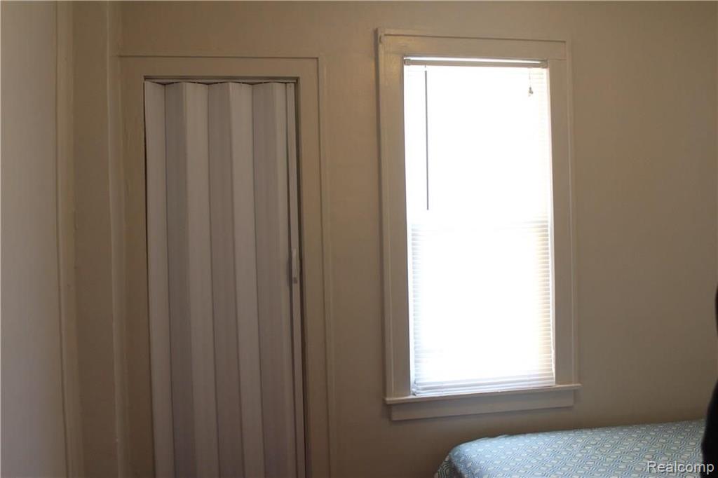 6086 Evergreen Road Detroit, MI 48228 - Photo 12 of 16 Gallery Image 12
