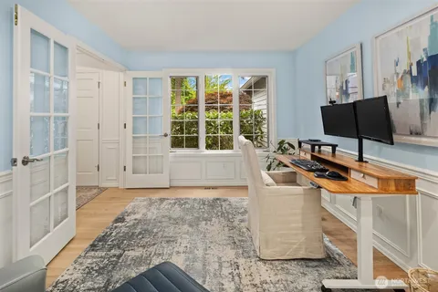 $2,089,000 | 21728 Northeast 81st Street, Redmond, WA 98053