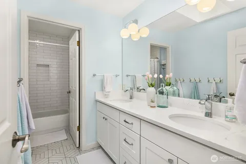 $2,089,000 | 21728 Northeast 81st Street, Redmond, WA 98053