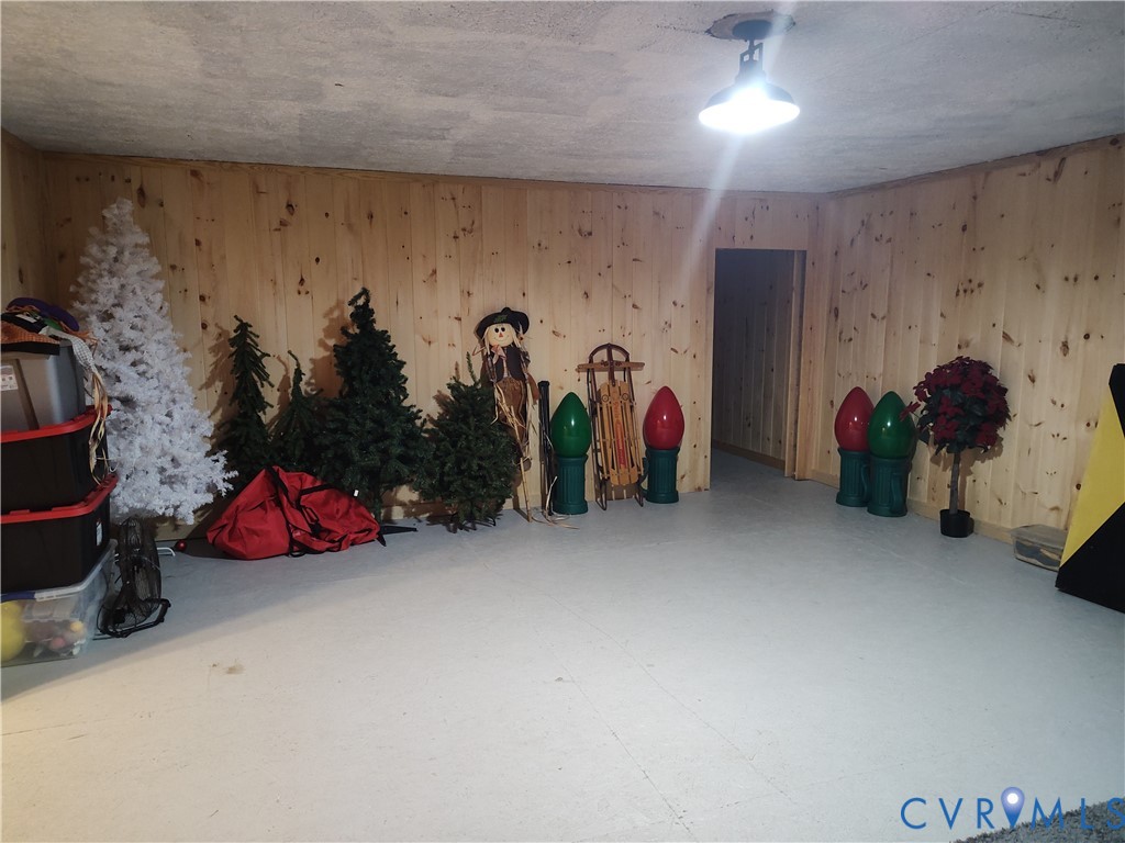 20827 Carson Road Dinwiddie, VA 23841 - Photo 38 of 43