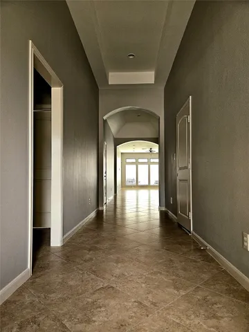 a view of empty room with window