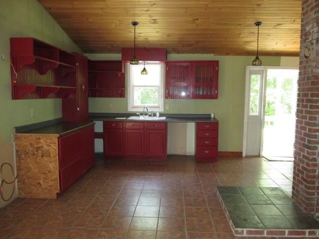 28 Graham Lane Eddington, ME 04428 - Photo 11 of 21 Kitchen
