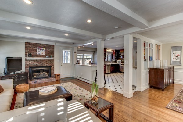 7 Greenridge Road Weston, MA 02493 - Photo 9 of 20 Gallery Image 9