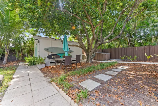 $2,167,565 | 1455 Northeast 4th Avenue, Boca Raton, FL 33432