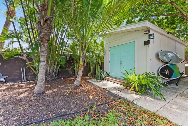 $2,167,565 | 1455 Northeast 4th Avenue, Boca Raton, FL 33432