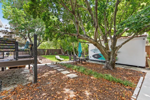 $2,167,565 | 1455 Northeast 4th Avenue, Boca Raton, FL 33432