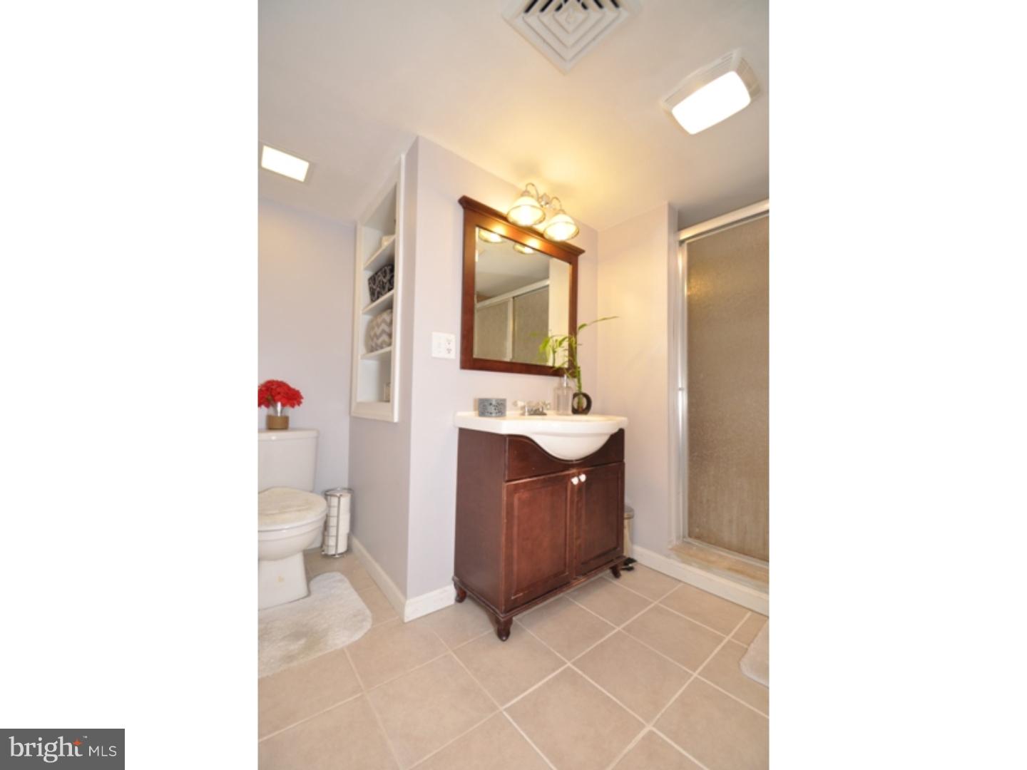 6347 Chapmans Road Allentown, PA 18106 - Photo 18 of 25 Gallery Image 18