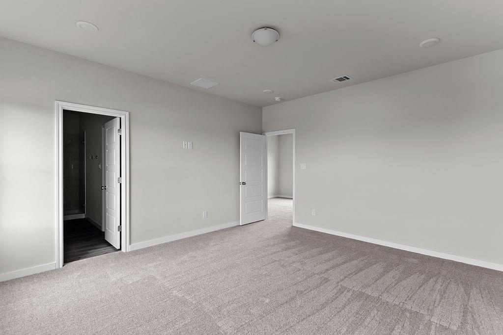 620 Alameda Road Azle, TX 76020 - Photo 17 of 27 a view of an empty room