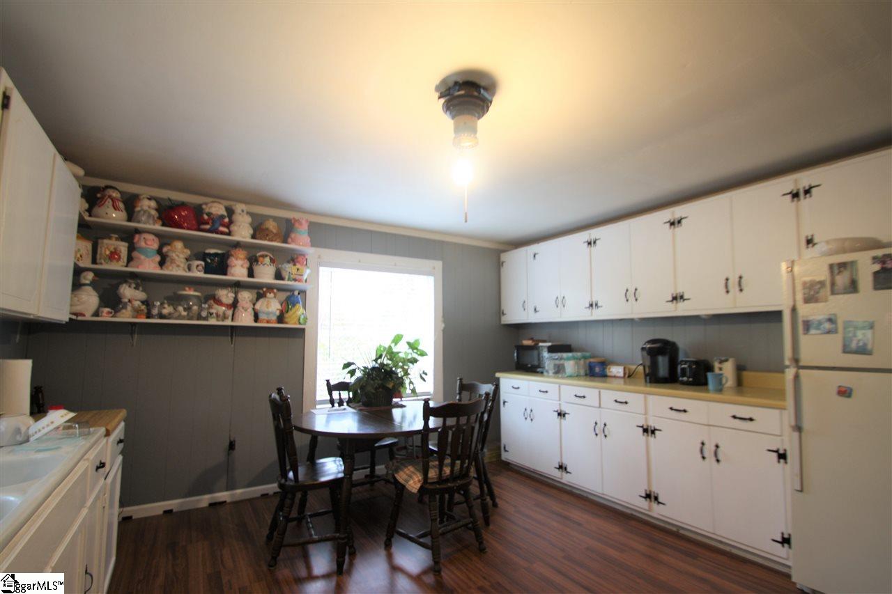 224 Chandler Road Greer, SC 29651 - Photo 6 of 15