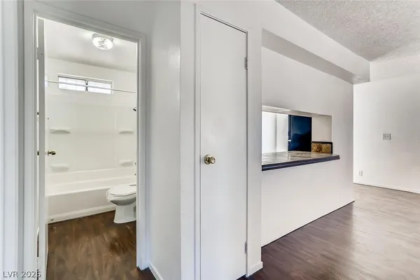 $890 | 24 Rose Circle, Unit A, North Las Vegas, NV 89030