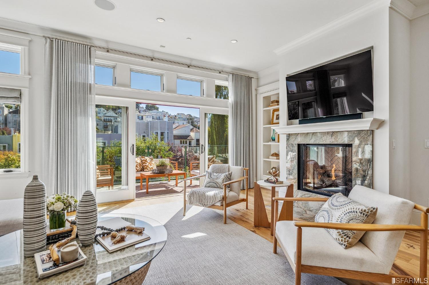 41 Ford Street, San Francisco, CA 94114 Compass