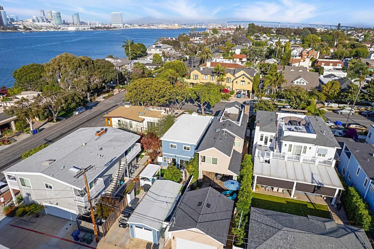 104 I Avenue Coronado, CA 92118 - Photo 26 of 34