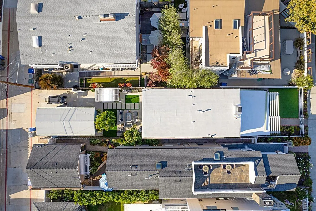 104 I Avenue Coronado, CA 92118 - Photo 28 of 34