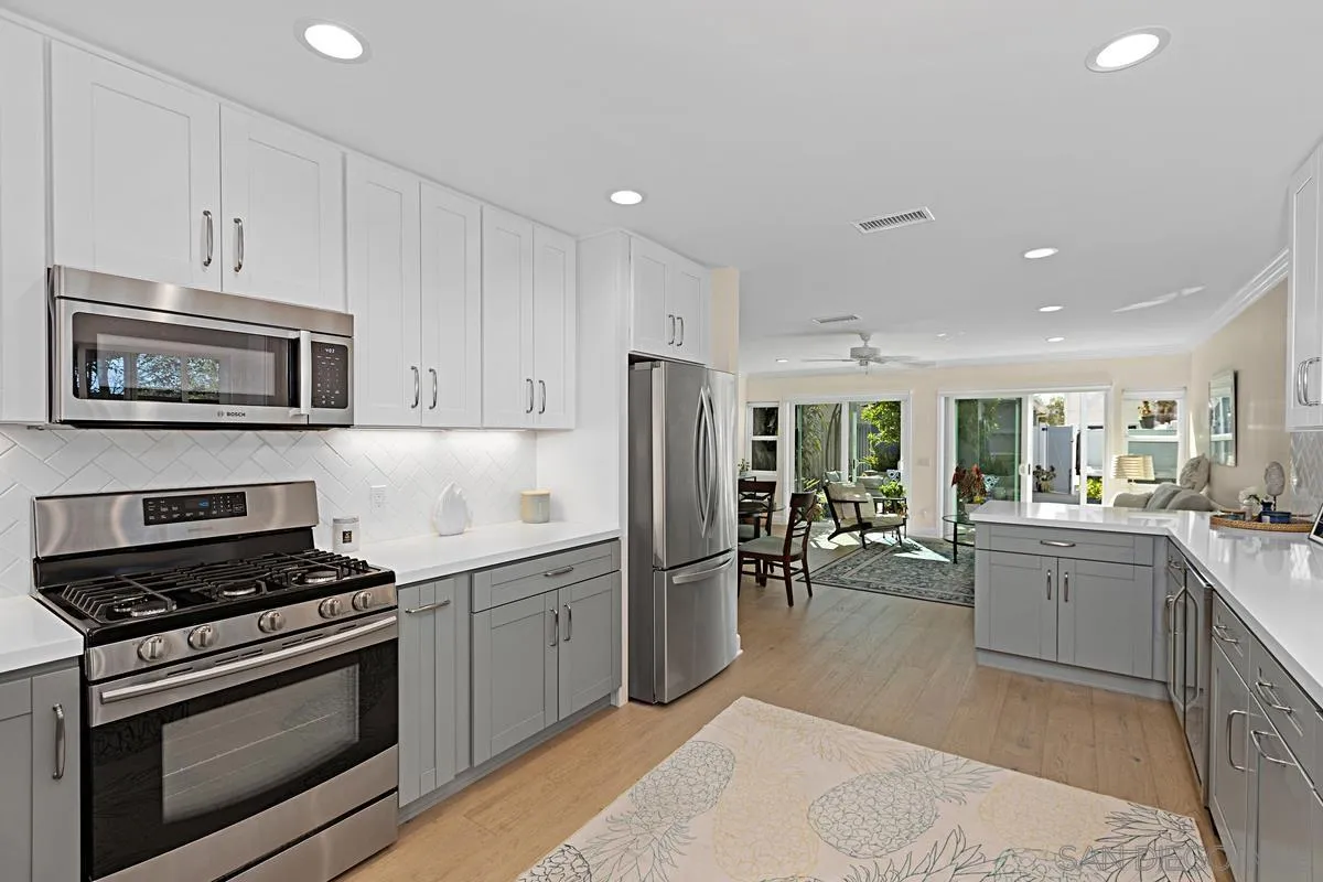 104 I Avenue Coronado, CA 92118 - Photo 6 of 34