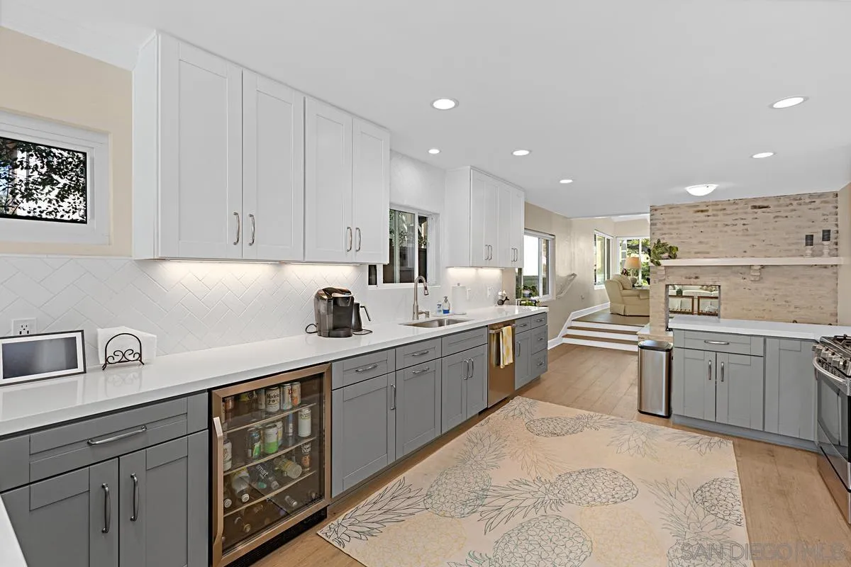 104 I Avenue Coronado, CA 92118 - Photo 7 of 34