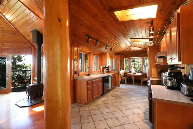 $1,585,000 | X X Waters Island, Ely, MN 55731