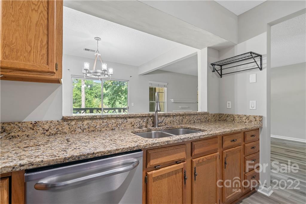 20115 Henderson Road, Unit A Cornelius, NC 28031 - Photo 12 of 26 Gallery Image 12
