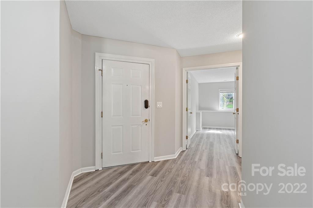 20115 Henderson Road, Unit A Cornelius, NC 28031 - Photo 13 of 26 Gallery Image 13
