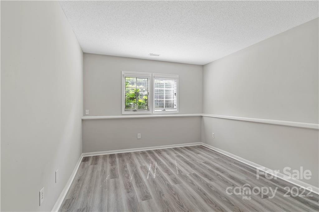 20115 Henderson Road, Unit A Cornelius, NC 28031 - Photo 17 of 26 Gallery Image 17
